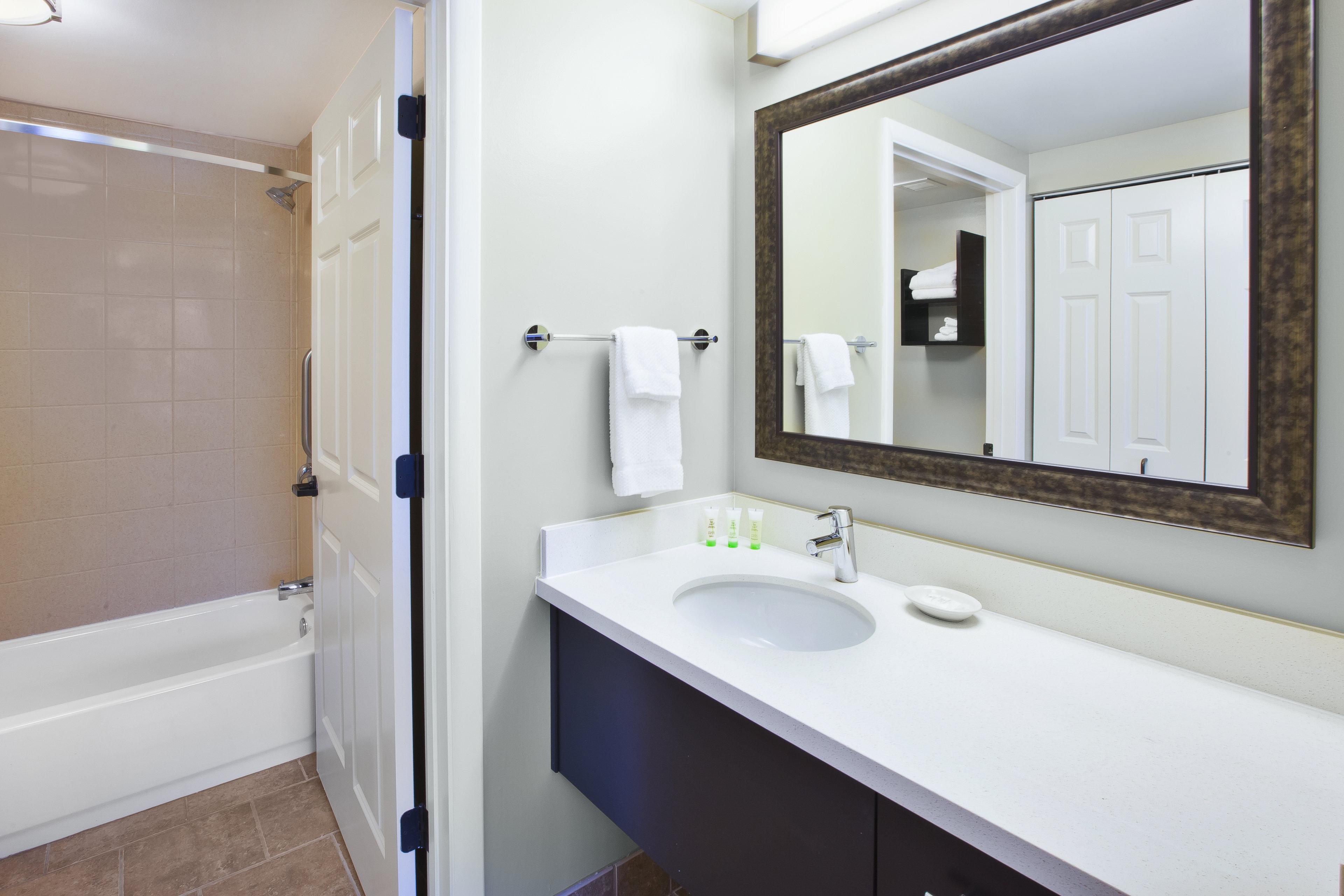 Staybridge Suites Cleveland Mayfield Heights Beachwood By Ihg Eksteriør bilde